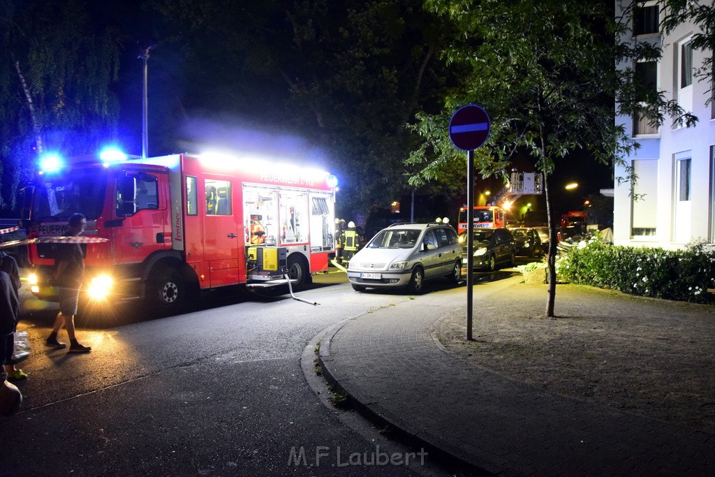 Feuer 2 Y Kellerbrand Koeln Ostheim Ruppinerstr P160.JPG - Miklos Laubert